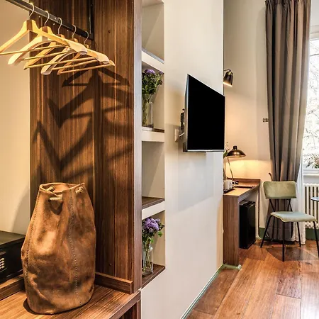 Tree Charme Trilussa Bed & Breakfast