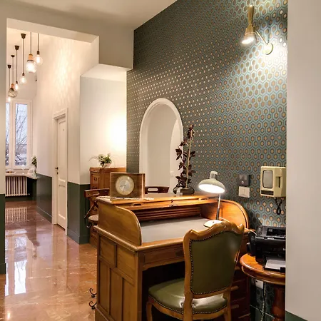 Tree Charme Trilussa Bed & Breakfast 4*