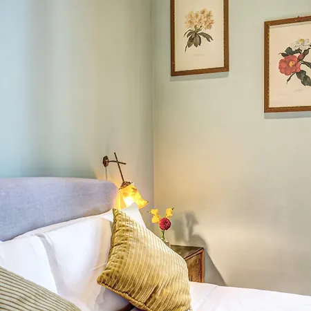 Tree Charme Trilussa Bed & Breakfast