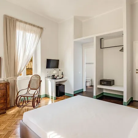 Bed & Breakfast Tree Charme Trilussa 4*