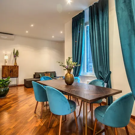 Tree Charme Trilussa Roma