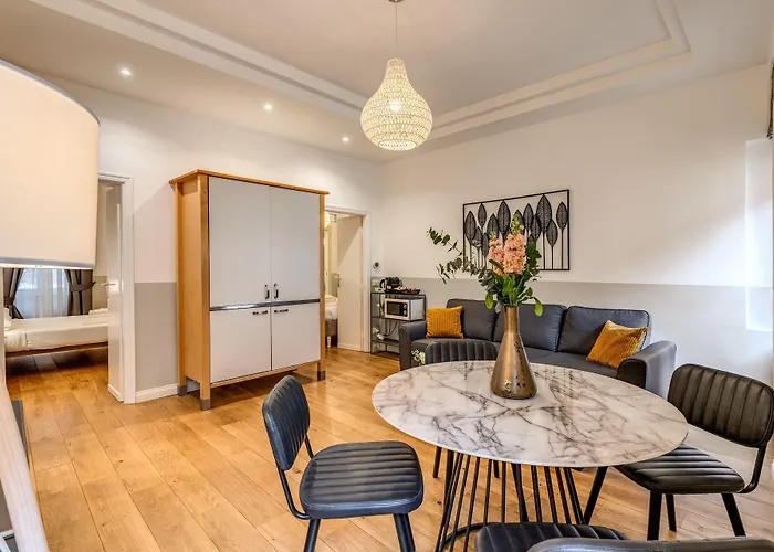 Tree Charme Trilussa Frühstückspension Rom