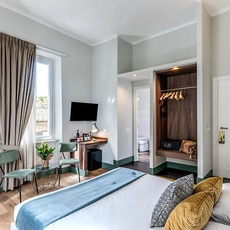 Tree Charme Trilussa Řím