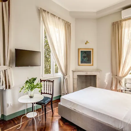 Tree Charme Trilussa Bed & Breakfast 4*