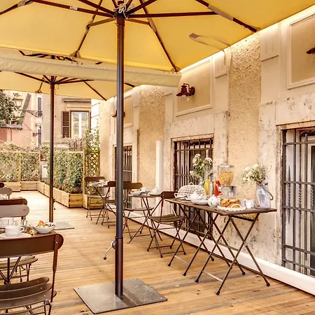 Bed & Breakfast Tree Charme Trilussa