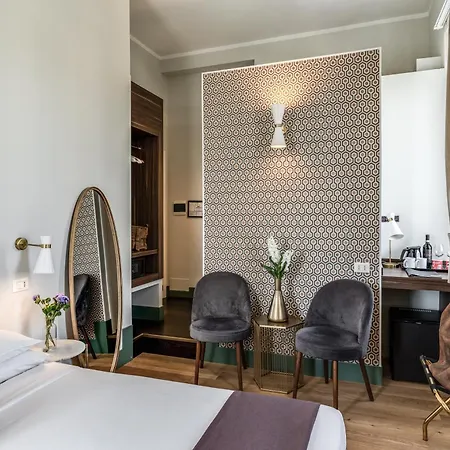Oda ve Kahvaltı Tree Charme Trilussa Roma