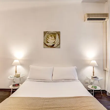 Tree Charme Trilussa Oda ve Kahvaltı 4*